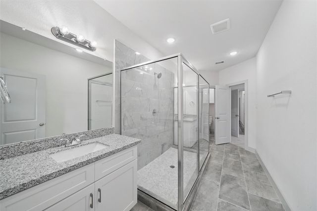 7242 Saint Augustine Street B, Houston, TX 77021