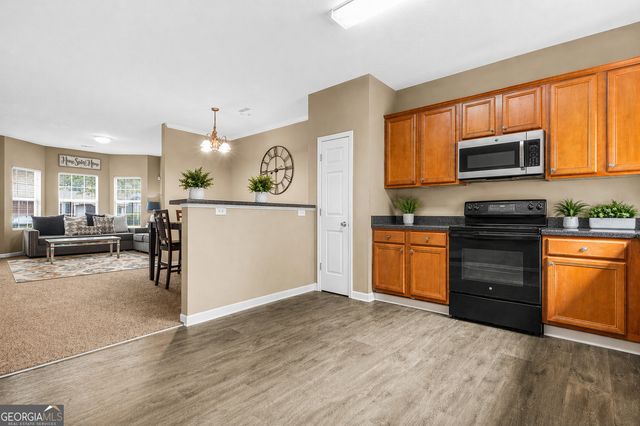 1761 Glen View Way, Hampton, GA 30228