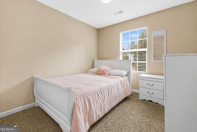 1761 Glen View Way, Hampton, GA 30228