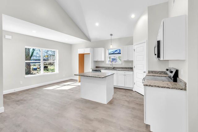 129 Lindon Street, Benton, TN 37307