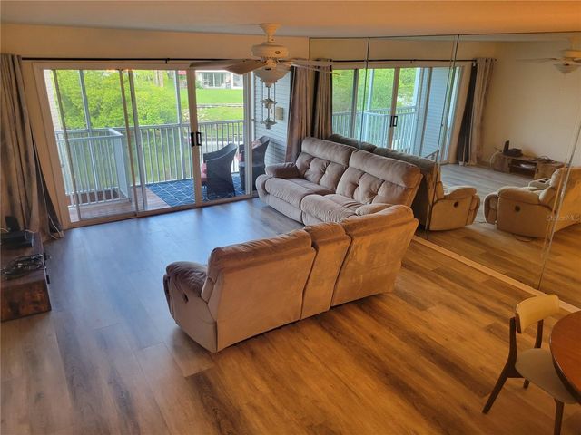 9976 INDIAN KEY TRAIL 7, Seminole, FL 33776