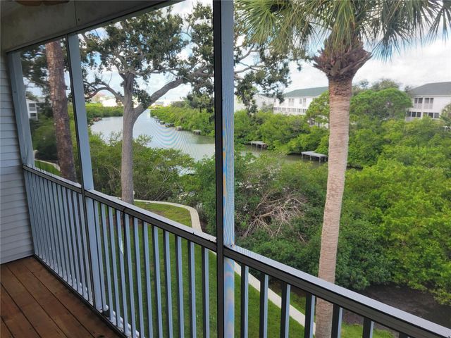 9976 INDIAN KEY TRAIL 7, Seminole, FL 33776