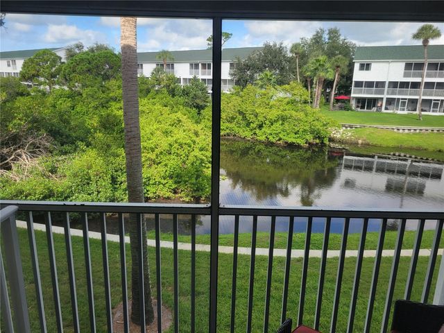 9976 INDIAN KEY TRAIL 7, Seminole, FL 33776