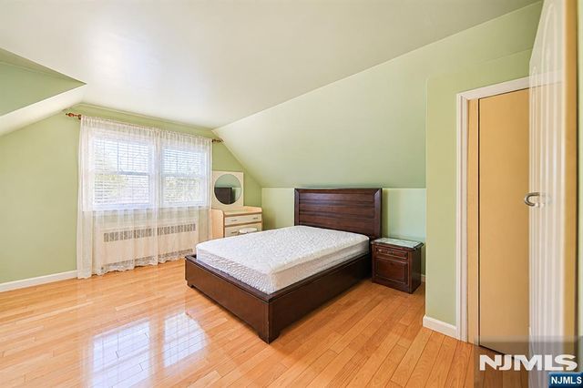 172 Behnke Avenue, Paramus, NJ 07652