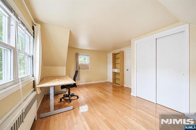 172 Behnke Avenue, Paramus, NJ 07652
