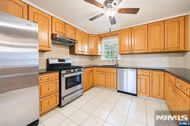 172 Behnke Avenue, Paramus, NJ 07652