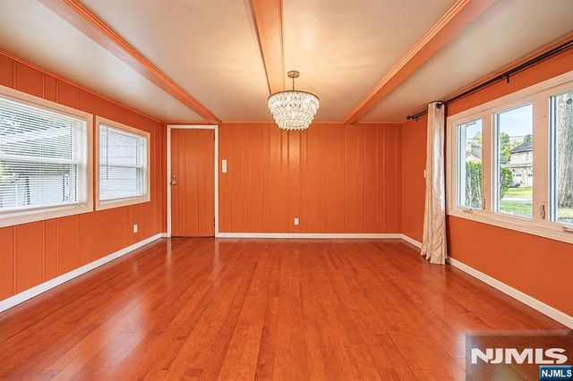 172 Behnke Avenue, Paramus, NJ 07652