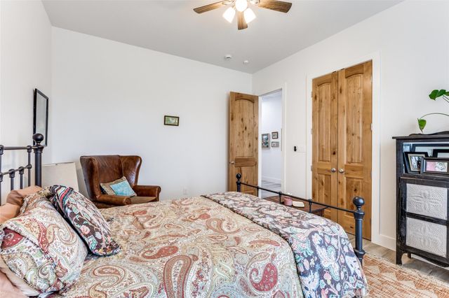 410 Woodland Oaks TRL, Buda, TX 78610