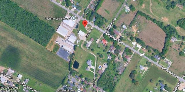 406 E Broussard Road, Lafayette, LA 70503