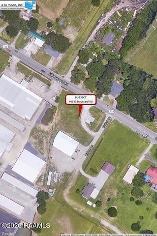 406 E Broussard Road, Lafayette, LA 70503