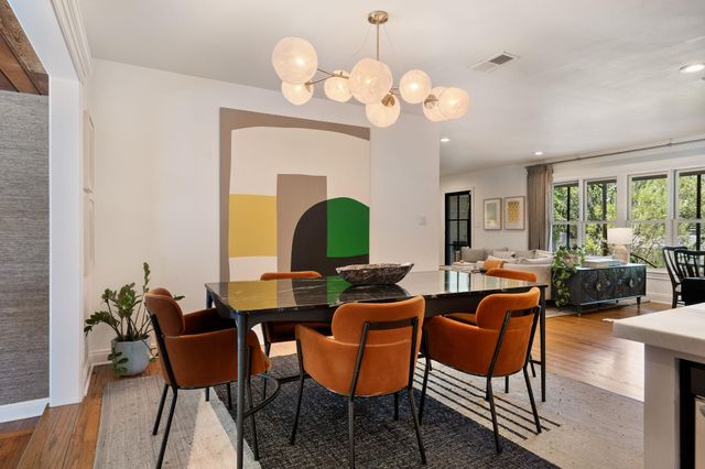 2304 Greenlee DR, Austin, TX 78703
