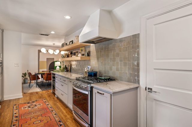 2304 Greenlee DR, Austin, TX 78703
