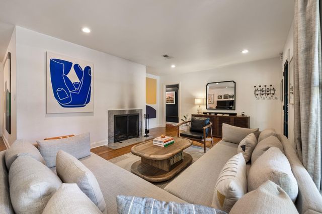 2304 Greenlee DR, Austin, TX 78703