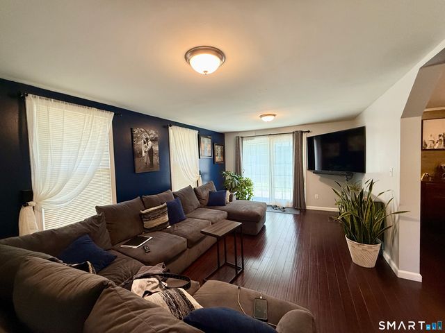 11 Silver Street, Meriden, CT 06450