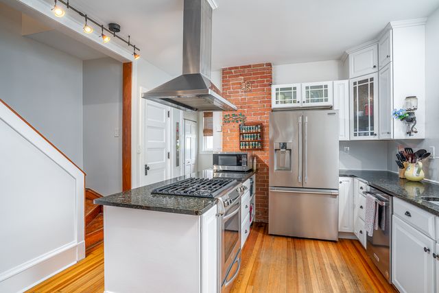 1008 Mississippi Avenue, Davenport, IA 52803
