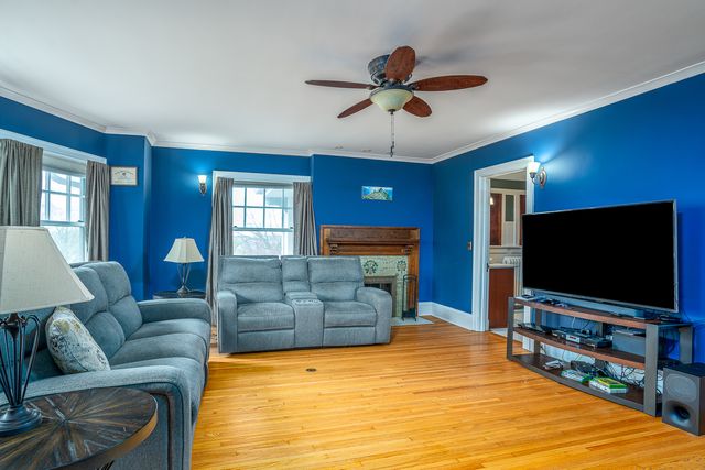 1008 Mississippi Avenue, Davenport, IA 52803