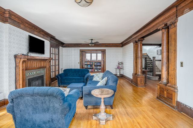1008 Mississippi Avenue, Davenport, IA 52803