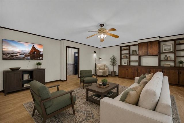 231 Honeysuckle Drive, Commerce, GA 30529