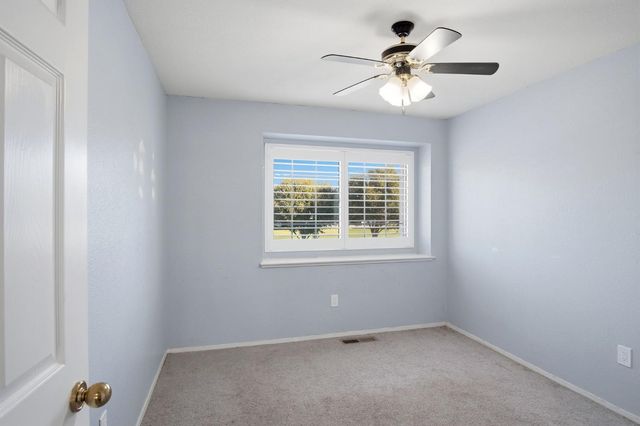 1507 Crestwood Dr, Escalon, CA 95320