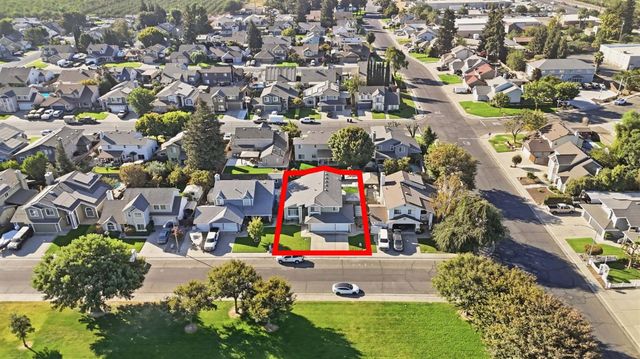 1507 Crestwood Dr, Escalon, CA 95320