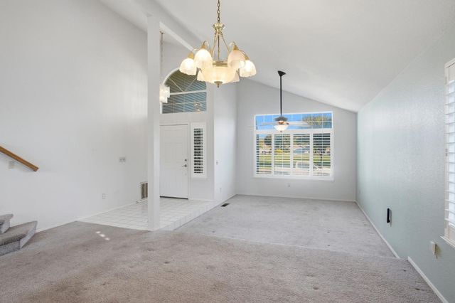 1507 Crestwood Dr, Escalon, CA 95320
