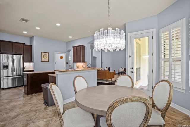 1207 Via Belcanto, San Antonio, TX 78260