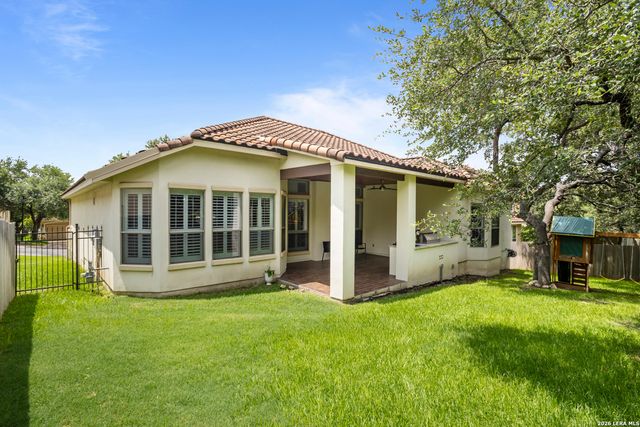 1207 Via Belcanto, San Antonio, TX 78260