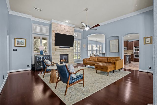 1207 Via Belcanto, San Antonio, TX 78260