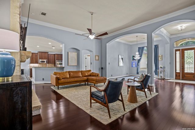 1207 Via Belcanto, San Antonio, TX 78260