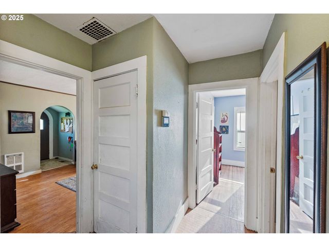 865 N DEAN St, Coquille, OR 97423