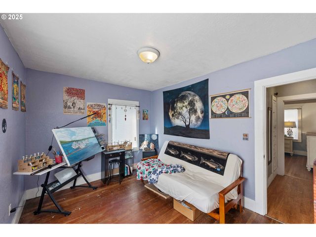 865 N DEAN St, Coquille, OR 97423