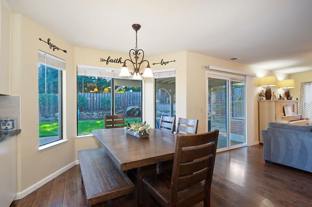 2836 Clemson Dr, Cameron Park, CA 95682