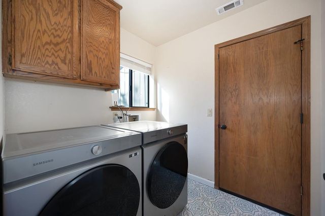 2836 Clemson Dr, Cameron Park, CA 95682