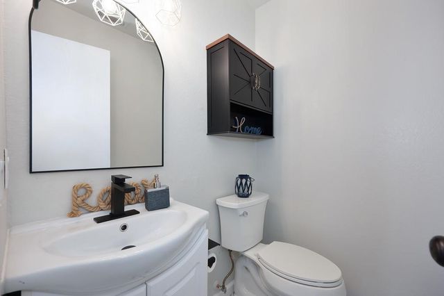 2836 Clemson Dr, Cameron Park, CA 95682