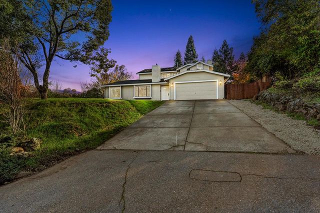 2836 Clemson Dr, Cameron Park, CA 95682