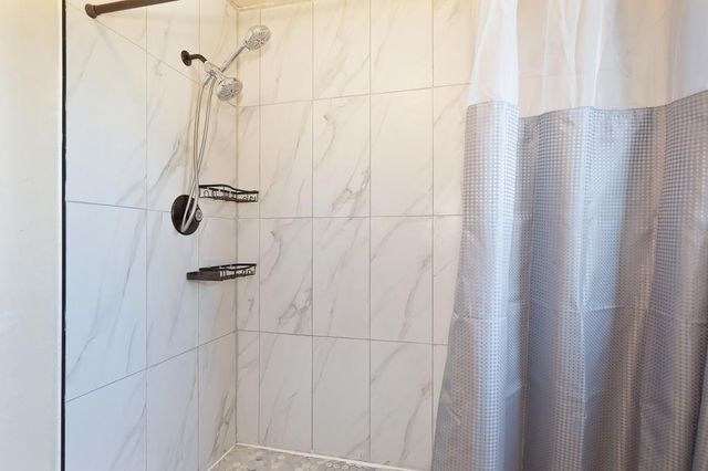 2836 Clemson Dr, Cameron Park, CA 95682