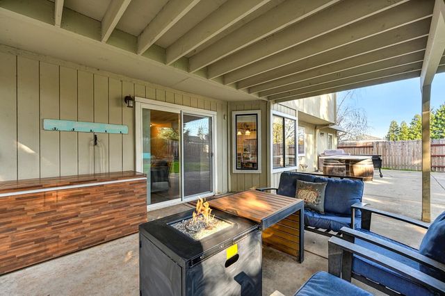 2836 Clemson Dr, Cameron Park, CA 95682