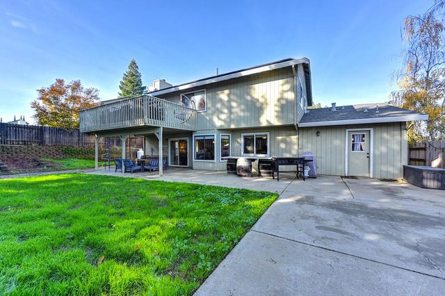 2836 Clemson Dr, Cameron Park, CA 95682