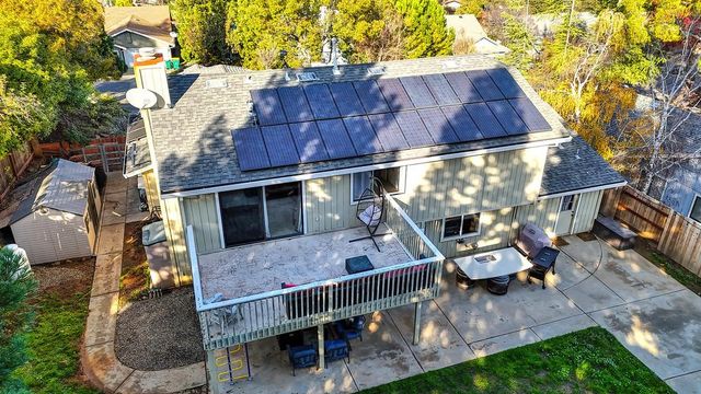 2836 Clemson Dr, Cameron Park, CA 95682