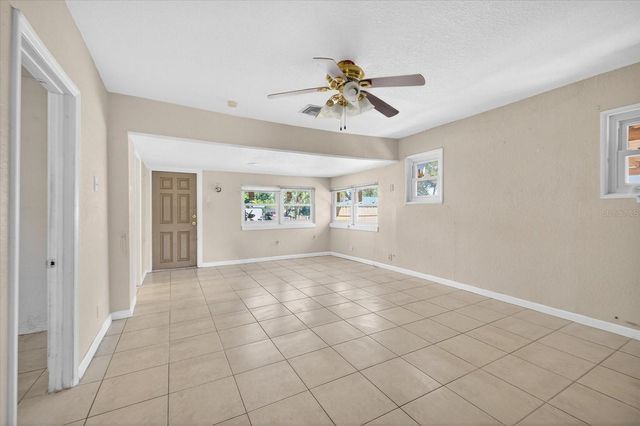 2850 59TH AVENUE N, St Petersburg, FL 33714