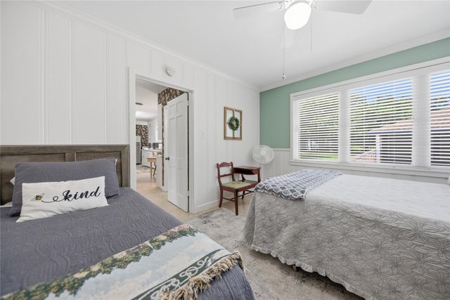 407 W Alamo Street, Brenham, TX 77833