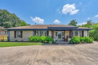 407 W Alamo Street, Brenham, TX 77833