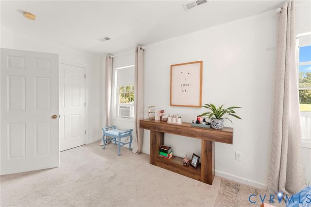 110 Hampton Rd, Dunnsville, VA 22454