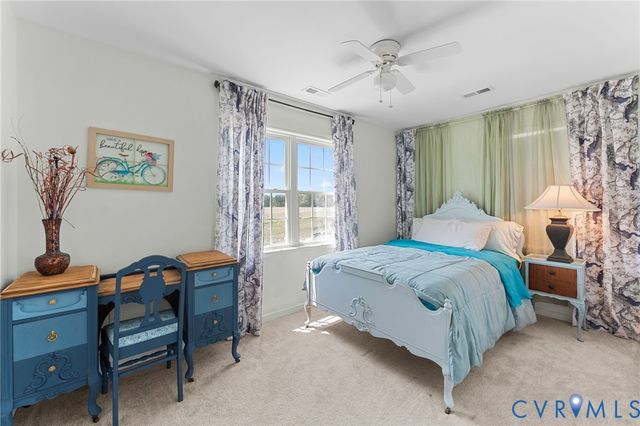 110 Hampton Rd, Dunnsville, VA 22454