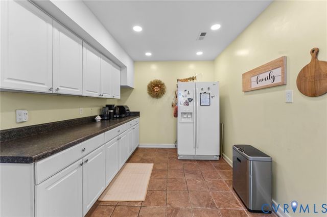 110 Hampton Rd, Dunnsville, VA 22454