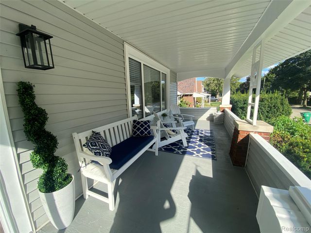 15551 N Park Avenue, Eastpointe, MI 48021