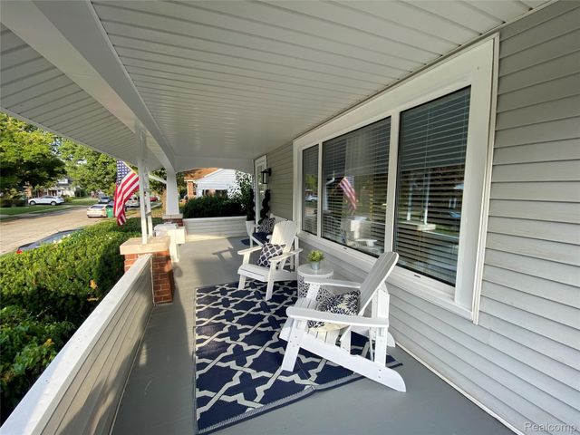 15551 N Park Avenue, Eastpointe, MI 48021