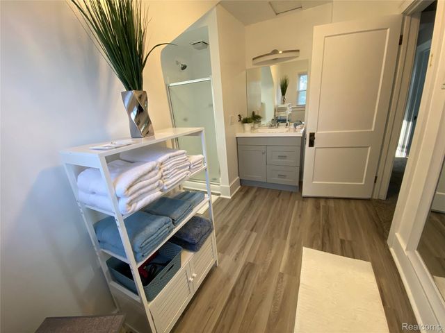 15551 N Park Avenue, Eastpointe, MI 48021