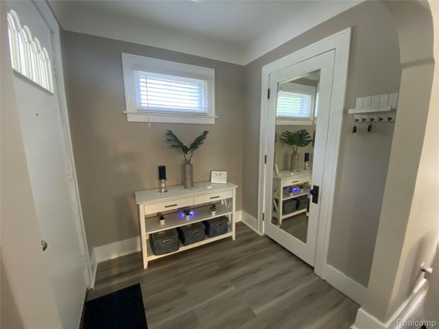 15551 N Park Avenue, Eastpointe, MI 48021