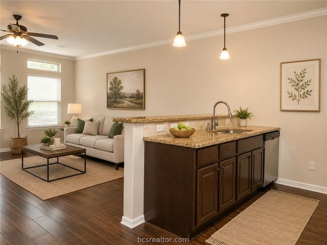 405 A&B Ash Street, College Station, TX 77840